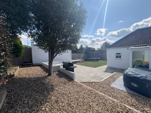 Photo 27- click for photo gallery